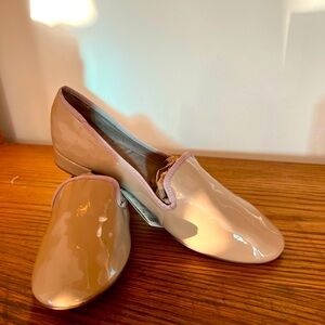 Zara Women’s 7.5 patent tan loafers NWT